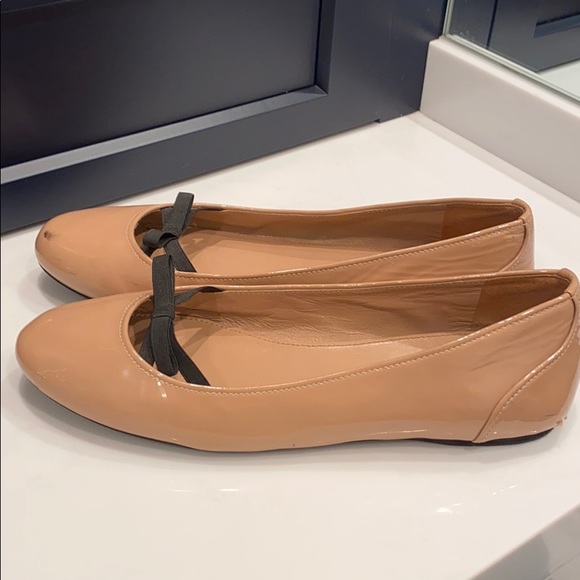 Prada flat patent nude with black - Picture 3 of 9